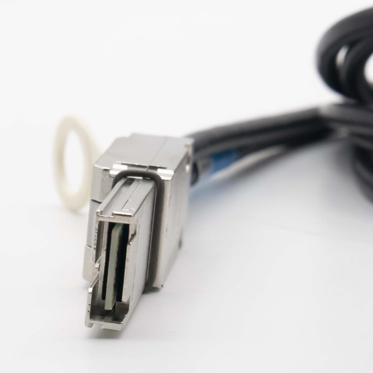 Cable EMC 038-003-810 Mini HDX4 2M M SFF-8088 To SFF-8644 Mini SAS X4 - Picture 2 of 3