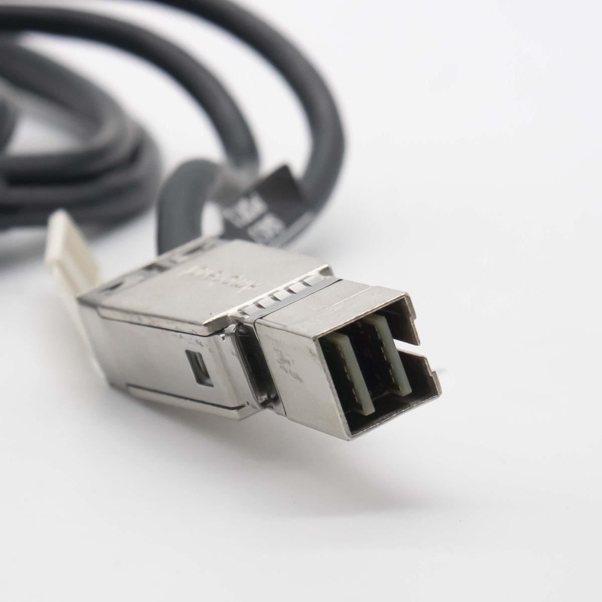 Cable EMC 038-003-810 Mini HDX4 2M M SFF-8088 To SFF-8644 Mini SAS X4 - Picture 3 of 3