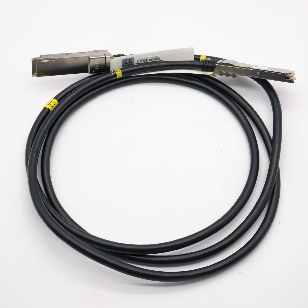 Câble de Données 10123187-3020LF Qsfp To Qsfp Amphenol Fci 3287240-001 2M