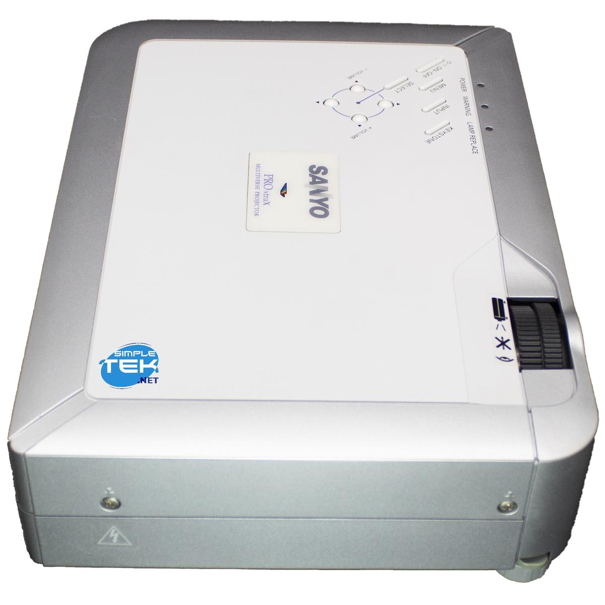 Sanyo PLC-XU73 3LCD Video Projector VGA Rca Projector With Remote 2000 An - Picture 7 of 8